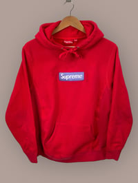 Image 1 of Supreme Box Logo Hoodie (Medium)