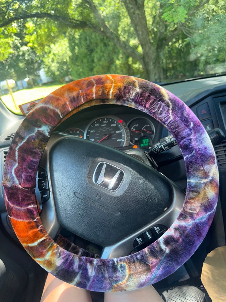 Image of Autumn Velour Steering Wheel Cover