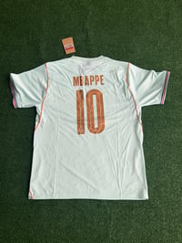 Image 3 of     White France Kit (Away)