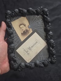 Image 2 of Mori Collection - Memorial Card and photo card 1800s - real preserved spider web