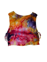 Image 3 of S 100% Cotton Woven Side-Tie Top in Bold Watercolor Ice Dye