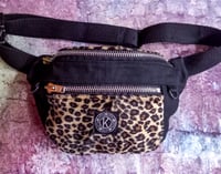 Image 1 of HIP BAG "brown leopard"
