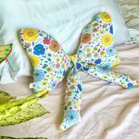 Image 2 of bow throw pillow