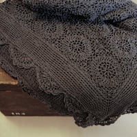Image 2 of Dessus De Lit Ancien Crochet Teint