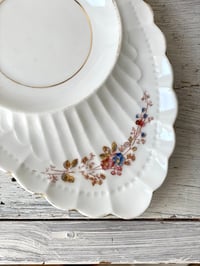 Image 4 of Sous-tasse de déjeuner ancienne