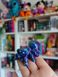 Image 4 of Araña holografica