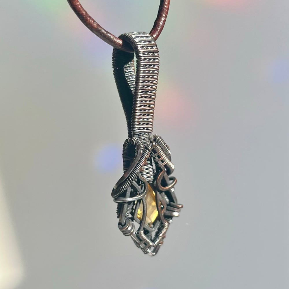 Image of Solar Core – Faceted Citrine Pendant