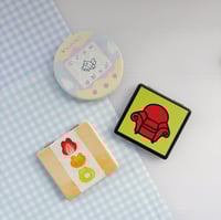 Image 1 of Compact Mirrors