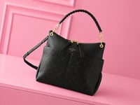 Black love bag 
