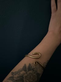 Image 7 of Magnifique bracelet en laiton massif en forme de serpent, 1930-40! Ajustable