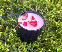 Image 2 of Daisy Candle 7.8oz