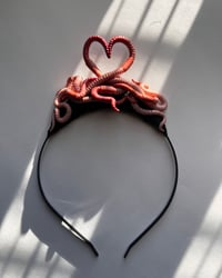 Image 3 of Worm Heart Crown