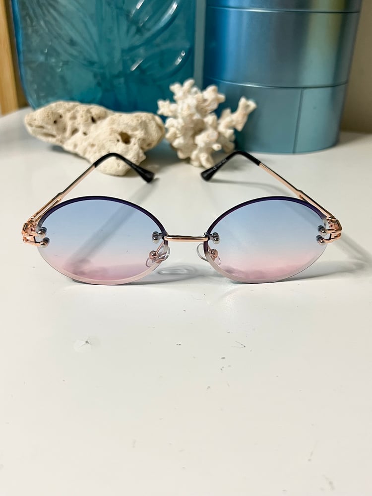 Image of Retro Style Frameless Oval Sunglasses