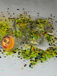 Image 2 of Bunting Love 