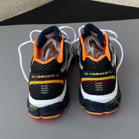 Image 4 of size: us12.5 uk11 eu47 cm30