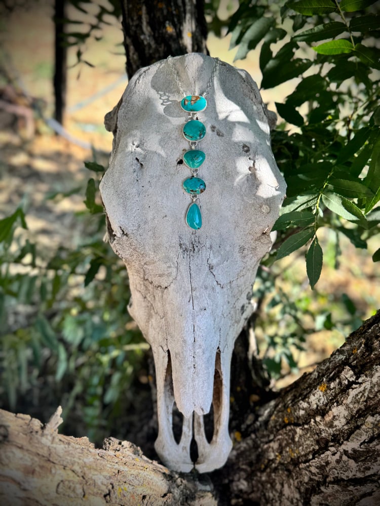 Image of Nila Turquoise Lariat Necklace