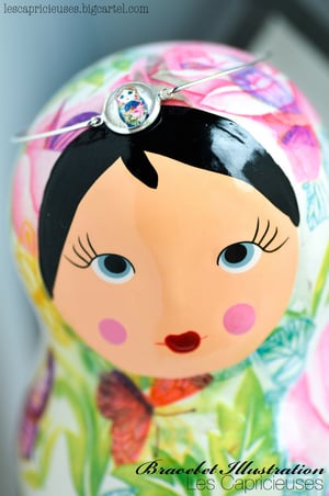 Image of Bracelet fin illustration Poupée russe matriochka, laiton argenté