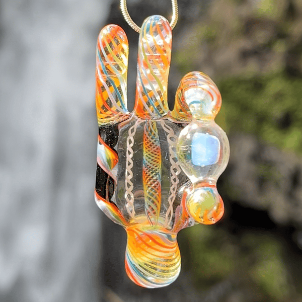 Image of Rainbow Linework Opal Pincher 