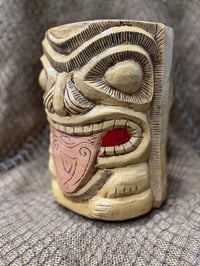 Image 5 of Kamohiali’i & Maui Akaku Planter