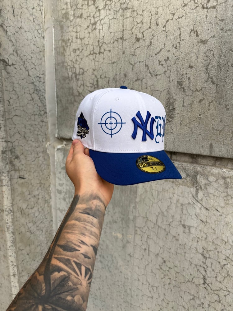 Image of TWO TONE  ROYAL BLUE VISOR NY YANKEES CUSTOM FITTED CAP