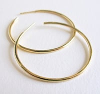 Image 2 of Classic Hammered Gold Hoops 18k