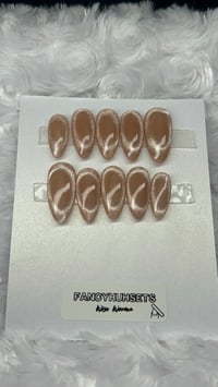 Image 2 of Shine Press On Nails 