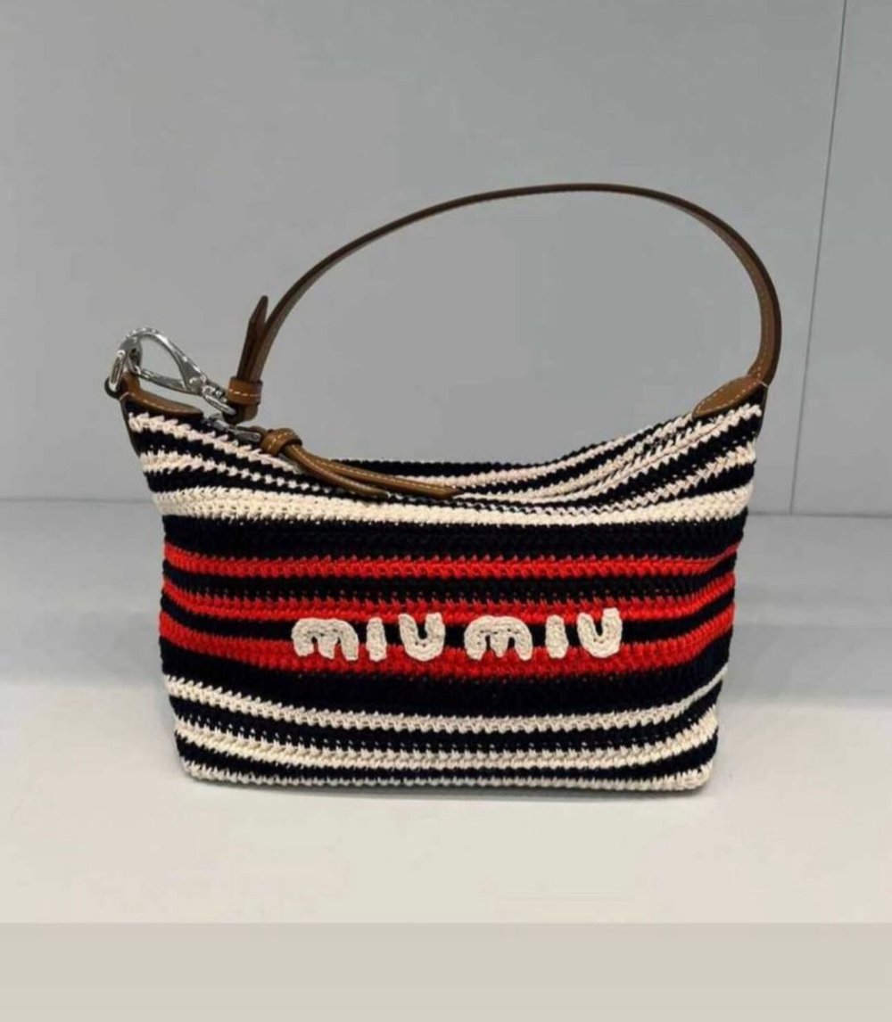 MiuMíu Crotchet Bag