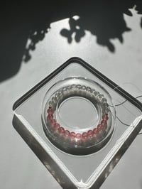 Image 2 of labradorite+strawberry quartz bracelet  灰月光+草莓晶手串