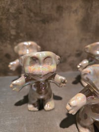 Image 8 of Mother-of-Pearl Troll Air Planters