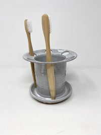 Image 2 of Six Hole Toothbrush holder, turtle debossed