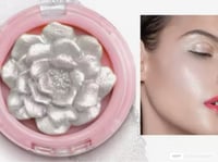 rose 3D dimensional highliter white