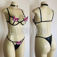 Image 2 of Butterfly 2 Pc Set