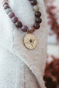 Image 4 of Colar Leonor