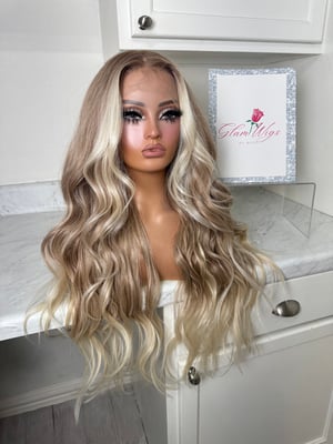 Image of Hillary luxury free part (pre order)