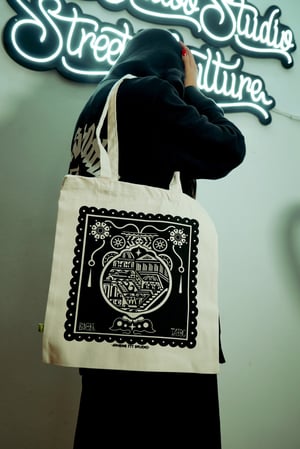 Image of -CITYVAZE TOTEBAG-