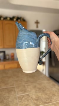 Image 3 of Pitcher 03