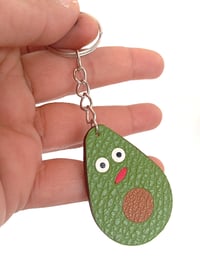 Image 2 of Porte clef "Gustave" en cuir upcyclé 