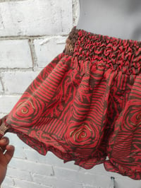 Image 4 of Frida Frilly Shorts red beige