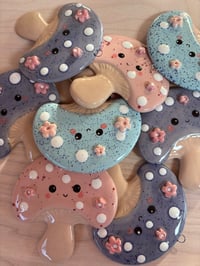 Image 2 of Blushroom mini pink 