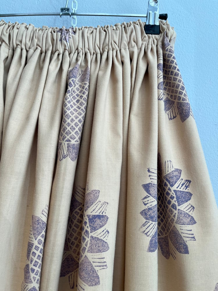 Image of Beige with purple print skirt (xs-xxl)