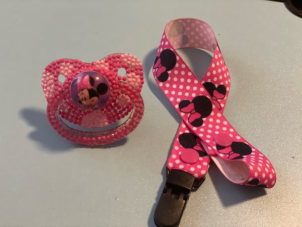 Image of Pink Mouse Adult Pacifier and Pacifier Clip Set