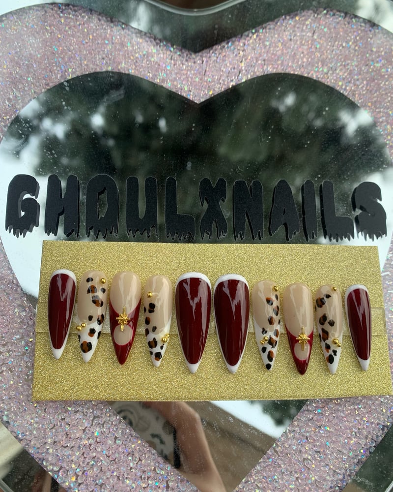 Image of Cheetah Print Nails