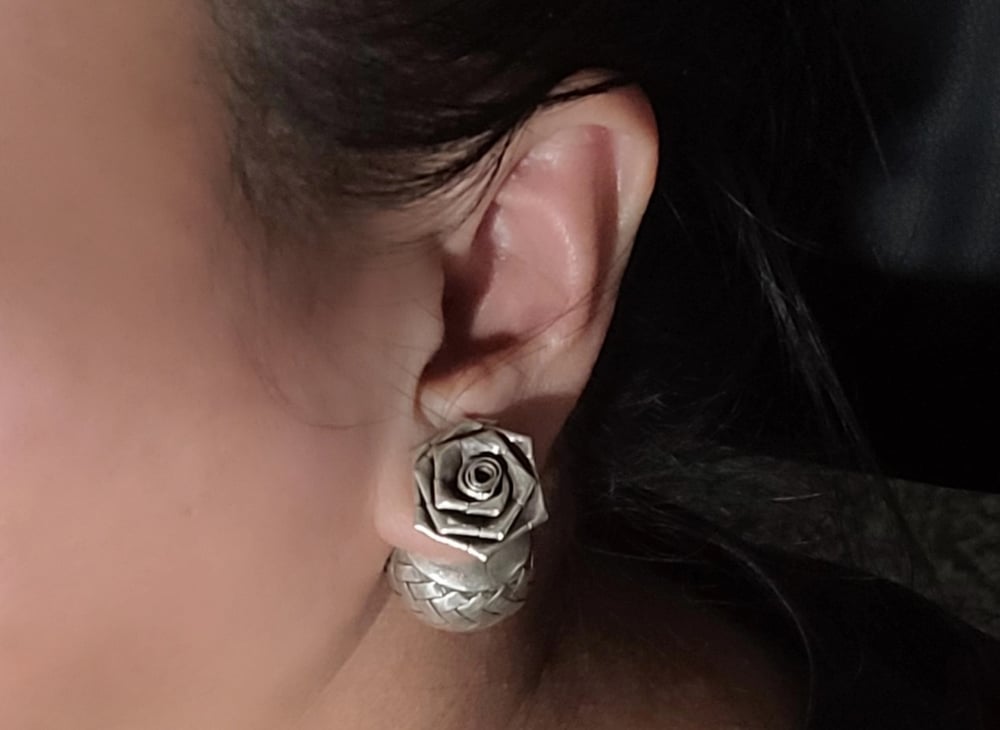 PH168 Woven Rose Stud Earrings