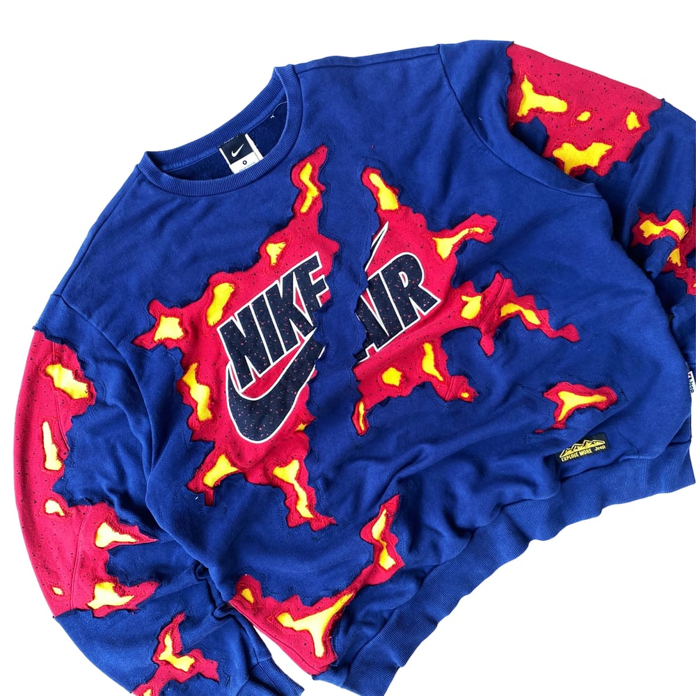 REWORKED NIKE AIR CRACKED SWEATSHIRT SIZE XL/XXL