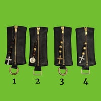 Black Bead Pouch (Multiple)
