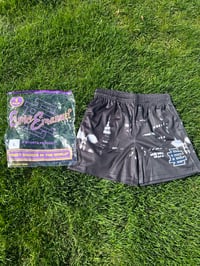 EE shorts
