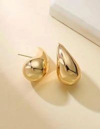 Image 1 of Water Drop Pendant Necklace/Earring Set