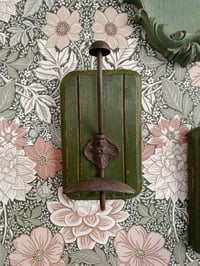 Image 3 of Patère murale ancienne patinée 