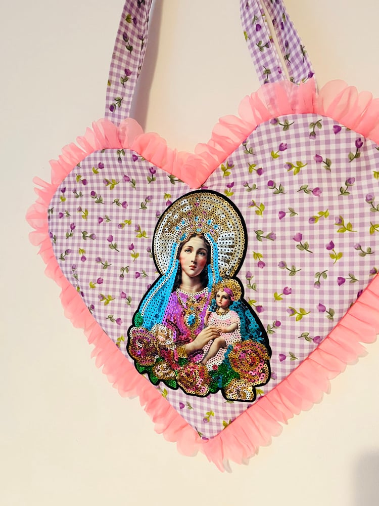 Image of Sequin Madonna & Child Heart Tote – Lavender Gingham with Pink Ruffle