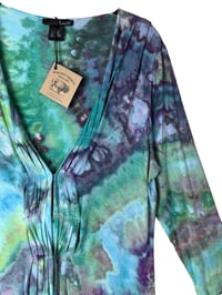 Image 2 of ♻️ UPCYCLED L Drapey Jersey 3/4 Sleeve Cardigan in Mermaid Ice Dye